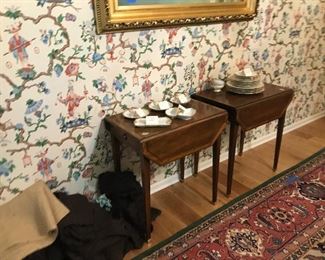 Lovely pair of Pembroke side tables