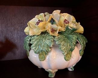 Lot#729 $35 Italy flowers