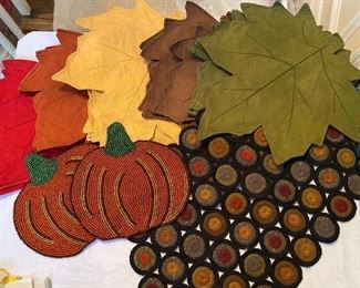 Lot#586 $75-Fall lot-Leaf placemats, 2 beaded pumpkin placemats, felt runner