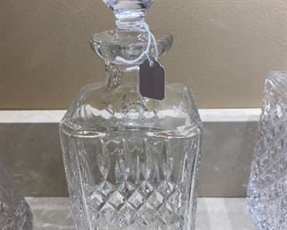 Lot#468 $45-unmnarked crystal decanter 11"