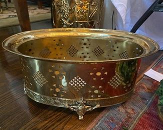 Lot#654 $75 Large oval brass cache pot
