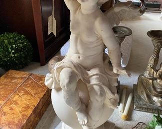 Llot#189 $45-Cupid statue