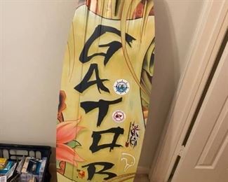 R. Gonzales Gatorboard Wakeboard
Great condition.