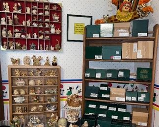 1000’s of Harmony Kingdom Figures & Disney Figures