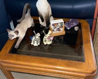 Sandstone Siamese Cat Statues, Coffee Table, Amethyst Stones, Coaster Sets