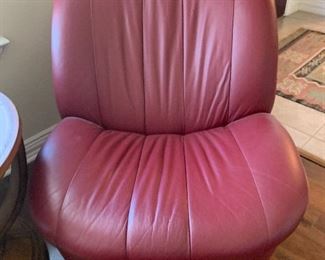 $225 ~ OBO ~ RED LEATHER SWIVAL CHAIR 