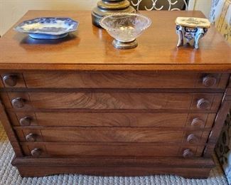 One of 2 spool chests