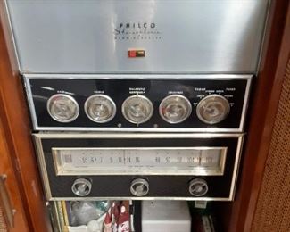 Vintage philco stereophonic hifi console with turntable needs repair $20