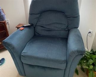 24- $125	Lift chair blue 							