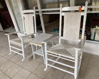 46- $160 - Pair of rockers white with table 