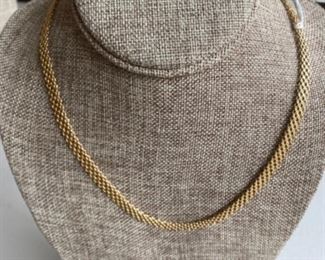 14kt gold necklace $220 17"L 