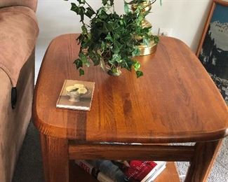 Pair of end table, matching coffee table and sofa console table