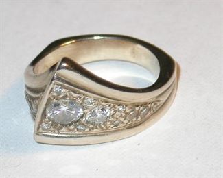 18k Custom made white gold ring