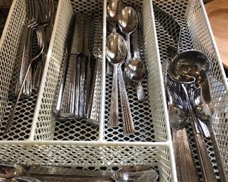 Great set of flatware with serving pieces