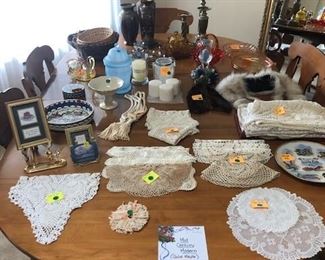 Maple dining table, chairs, misc. items