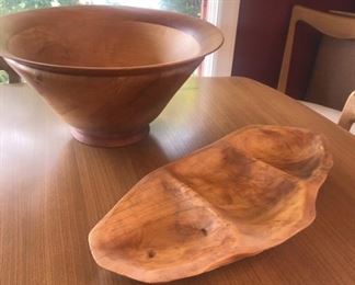 wooden serving bowls