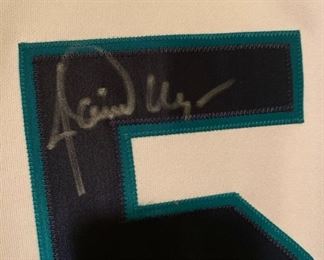Mariners Jamie Moyer #50 Signed Jersey with Tags, MLB
