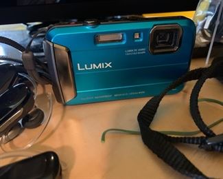 Panasonic DMC-TS25 Lumix DC Vario Camera