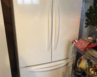Kenmore Refrigerator Model Number 596.78582800