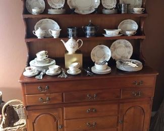 Country Hutch