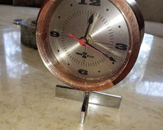MID-CENTURY HOWARD MILLER TABLE CLOCK