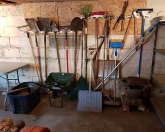 LAWN TOOLS