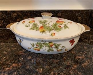 $40 - Oval oven to table casserole dish with lid (6397 on base) #5 ; 5" H x 12" L (with handles) x 7 1/2 W