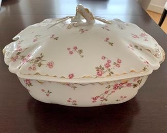 $30 - Covered porcelain soup tureen with two handles-some wear to gold on handles; Haviland and Co. Limoges; 4 1/4 in. H x 10 1/4 in. L of tureen; 7 1/2 in. H with cover