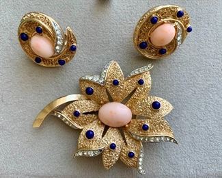$30 - Vintage Trifari gold tone pin and earrings; Jewelry #11; Pin approx 2"; earrings 1"