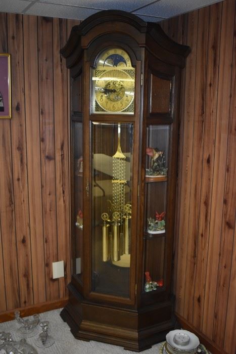 Gorgeous Grandfather Clock ( made in Germany ) with Beautiful Chimes * Accented with Lighted China Cabinet in Excellent Condition!