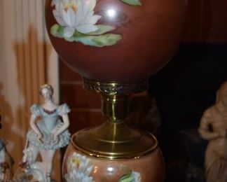 Vintage Gone with the Wind style Lamp with beautifully Hand painted Globes