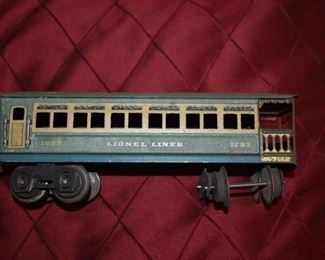 Antique Lionel Train Set - Lionel Lines 1689E