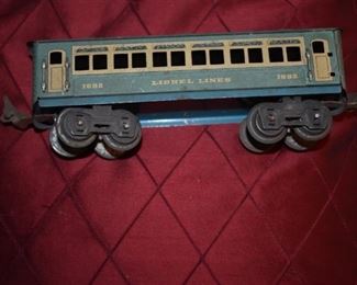 Antique Lionel Train Set - Lionel Lines 1689E