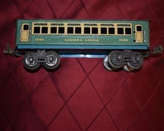 Antique Lionel Train Set - Lionel Lines 1689E