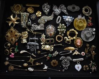 There are Hundreds of Beautiful Pieces of Vintage Jewelry in this Estate Sale!