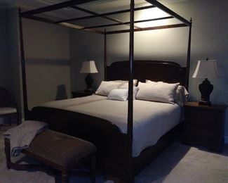 Beautiful King bed & mattress