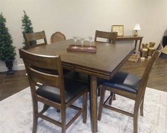 Like new table & 4 chairs - 2 more chairs new in box