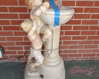 Cement garden fountain.  Heavy and solid!