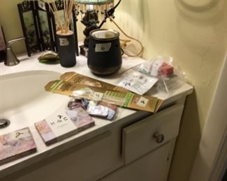 Bathroom items - priced as marked