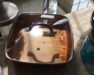 Copper fry pan with lid - $10