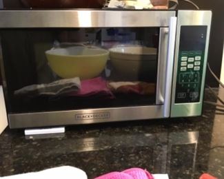Black & Decker microwave - full view - $40.00