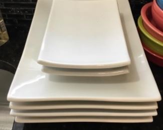 Set of 6 serving plates - 4 large - 2 small = $12.00