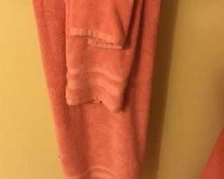Towel set in bathroom - 3 pieces - $7.00