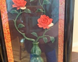 Small Chinese screen, carved semi-precious stones