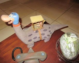 Pam dinasaur fred flinstones