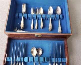 "Alice Day"  Ziegfeld Follies Dancer circa 1909 Bertha Alice Hughes- She danced and was a regular guest at the elite N.Y.C. Chrysler Building Cloud Club located on the 66th, 67th and 68th floors. She acquired this Cloud Club flatware during this time. Her great niece has it and is selling. VERY RARE Custom made for Mr. Chrysler for Chrysler Building Cloud Club in New York.  38 pc Silver plated Flatware Set by International Silver Co. All stamped Cloud Club.