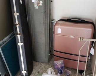 Gun cases, London Fog luggage. Bissell  