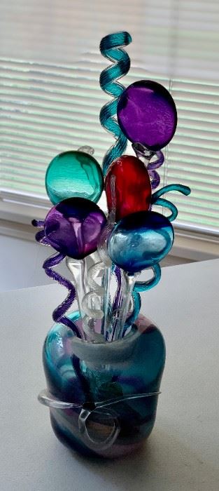 Susan Glass Art Glass - Well known NW glass artist (1937-2005) who studied at the Pilchuck Glass School.  She received many awards for her free form glass pieces.  This piece was commissioned by the owner