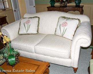 Beautiful White Settee - FOR SALE NOW