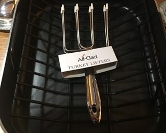 All Clad roasting pan with turkey lifters